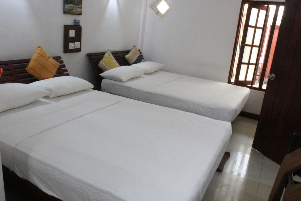 Ap Nippon Beach Hikkaduwa Exterior photo